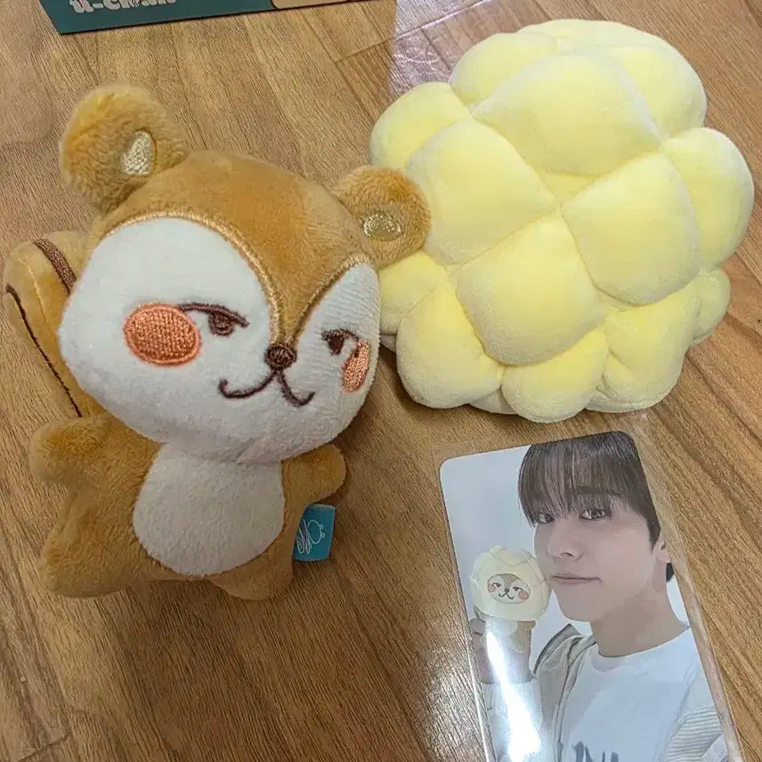 온꼬미즈 온앤오프 인형 유 유토 팝니다.