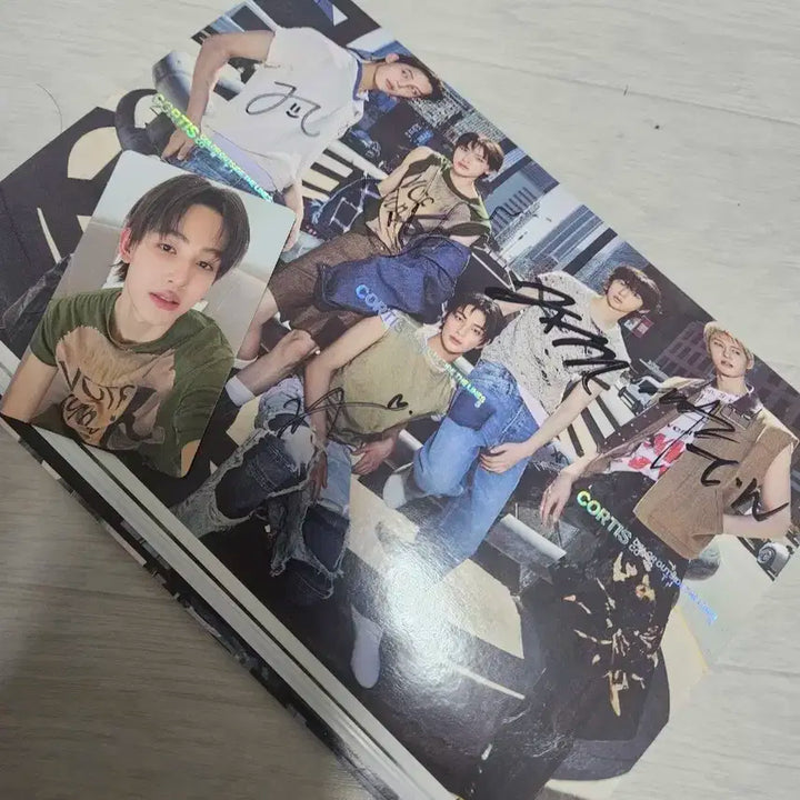 코르티스 친필싸인앨범 CORTIS 비매 포카 풀구성