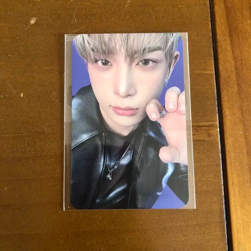 앤팀 하루아 고인블 뮤코 뮤직코리아 럭드 미공포 포카 양도 판매 분철