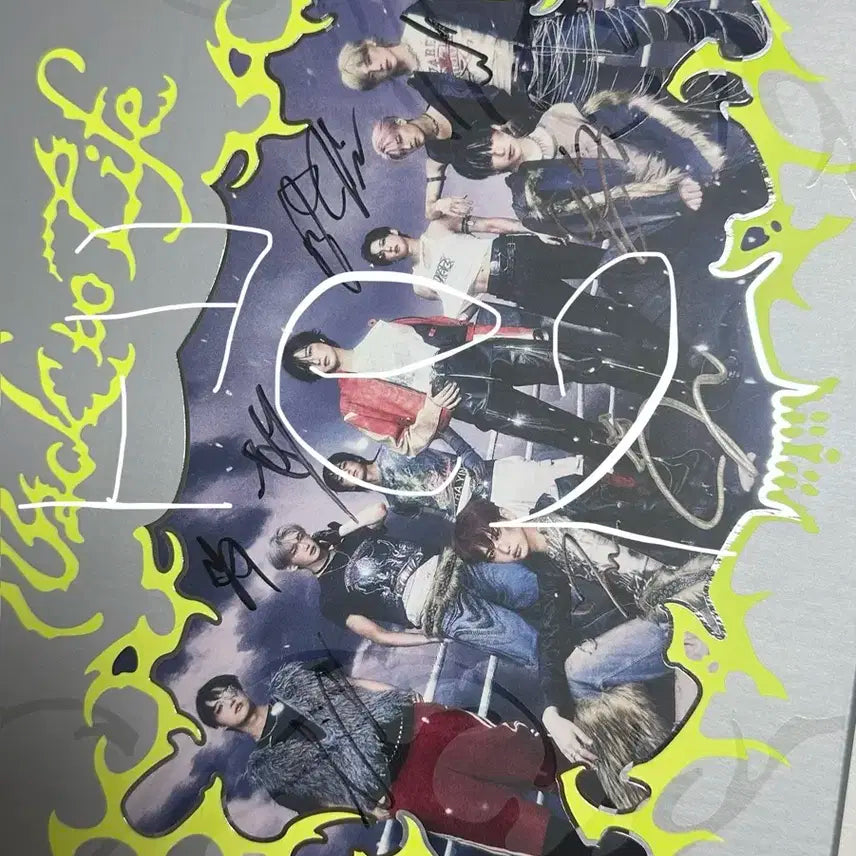 앤팀 &TEAM 데뷔 1집 싸인 CD