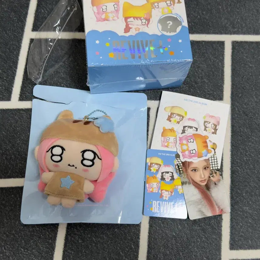 IVE REVIVE+ PETIT-IVE ver. レイ シークレット IVE - Ver.) BUNJANG