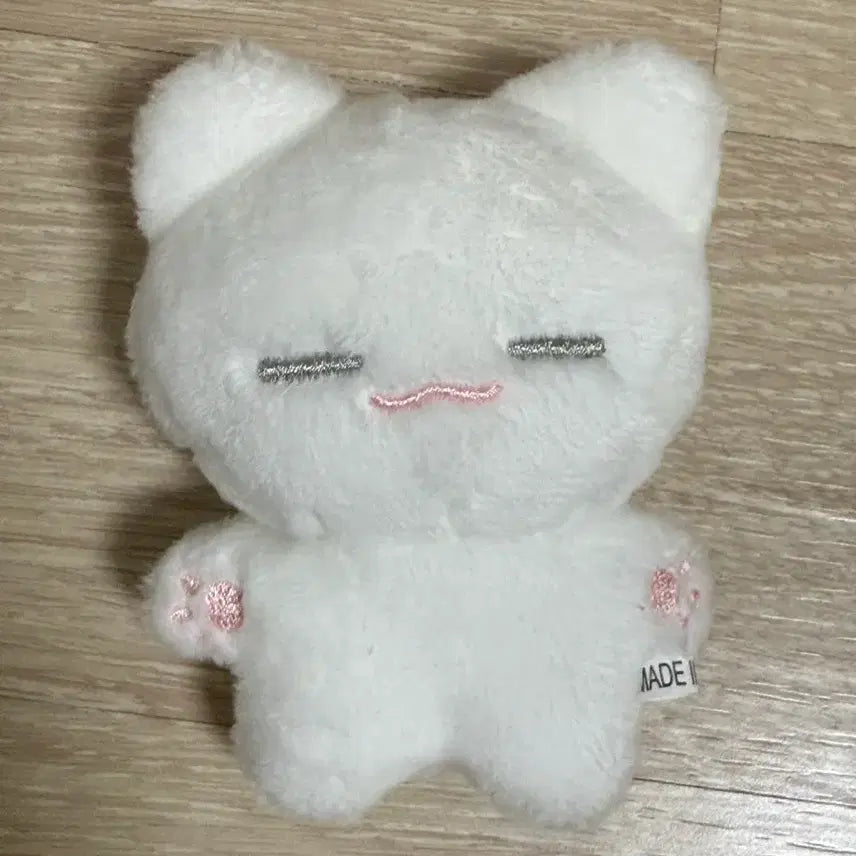 BUNJANG] SEVENTEEN Woozi Doll / 세븐틴 우지 인형 뾰얗 양도