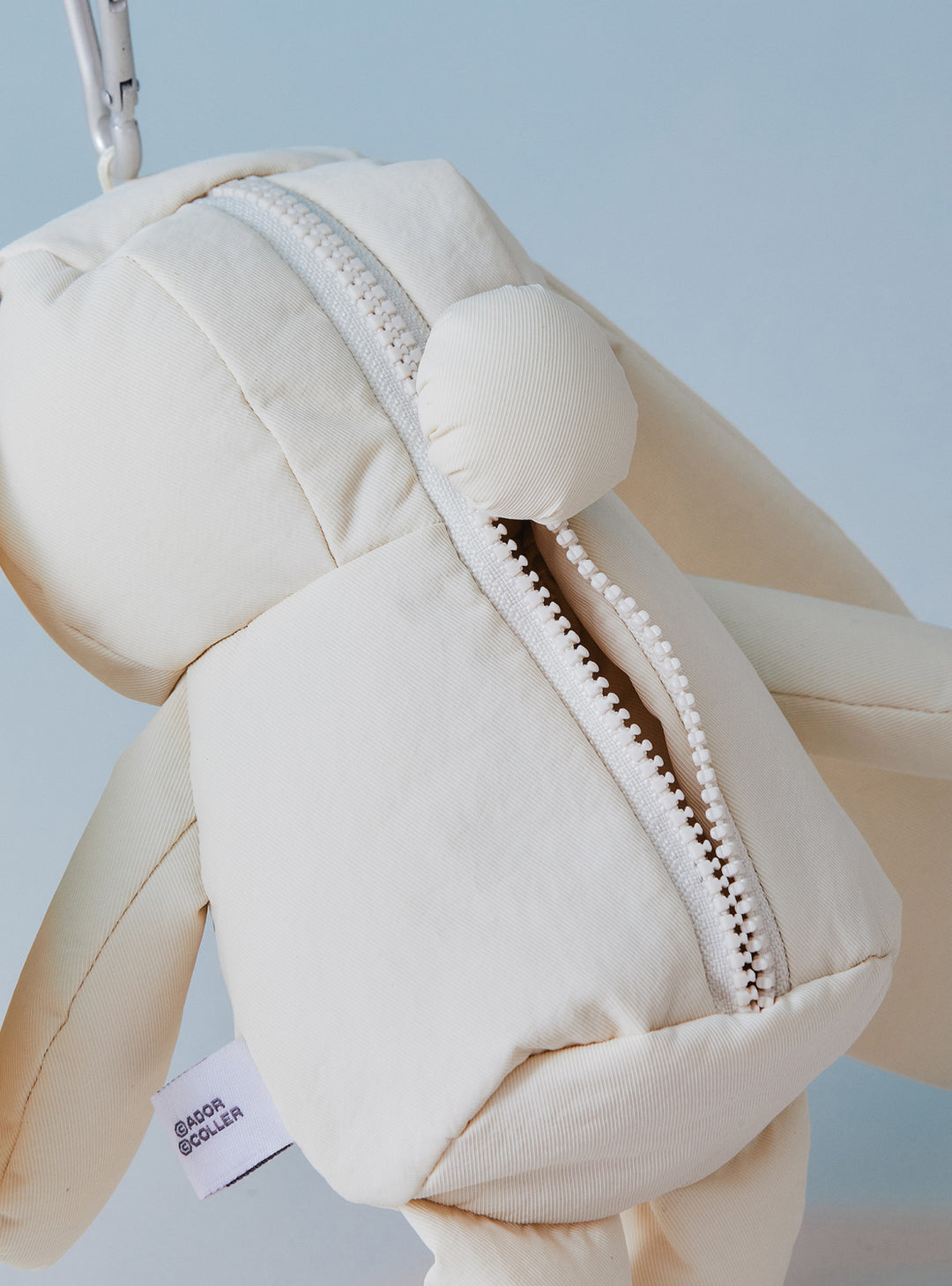 ** NJ  x Coller Rabbit  Pouch (WHITE)