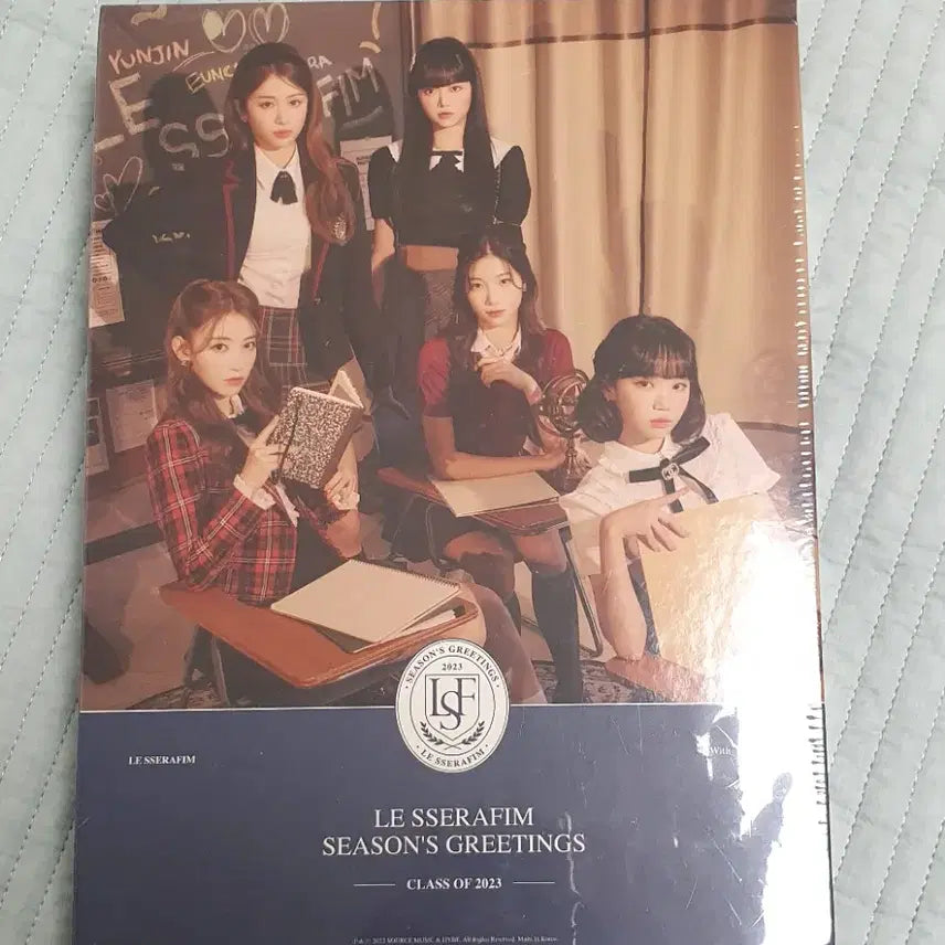 LE SSERAFIM SEASON'S GREETINGS 2023 未開封 【公式ショッピングサイト】 LE SSERAFIM SEASON'S GREETINGS 2023 未開封 【公式ショッピングサイト】
