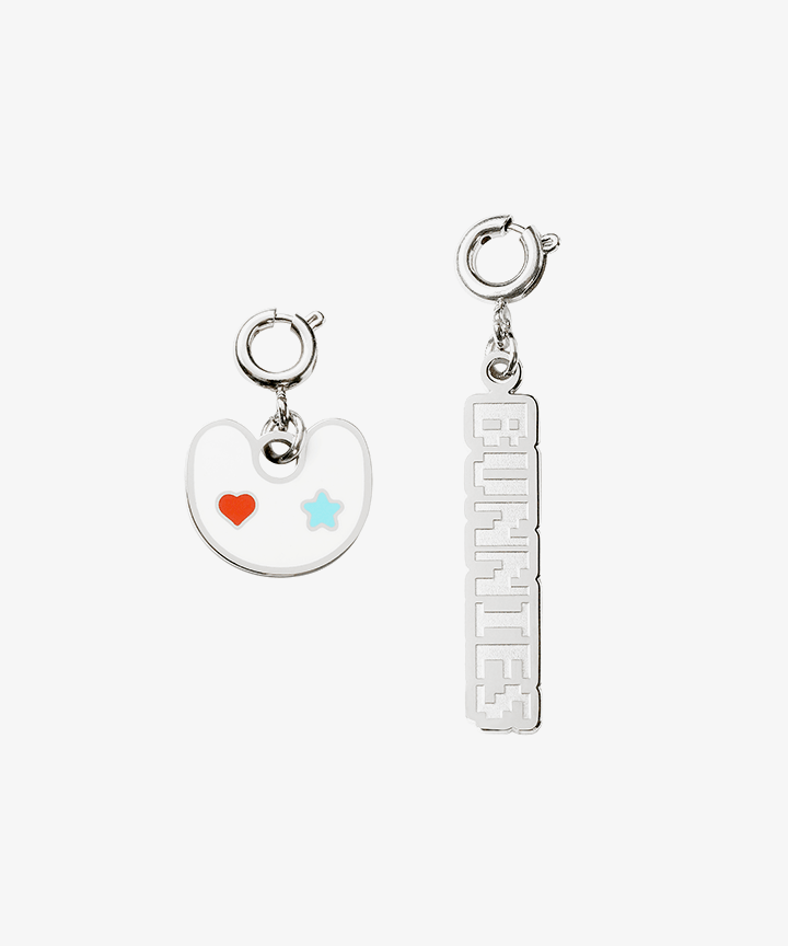NewJeans - 1st Anniversary Charm Set (Bunnies Ver.) - HALLYUSUPERSTORE