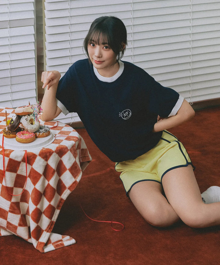 **QWER -Siyeon Doughnut Pocket Round Knitwear NAVY