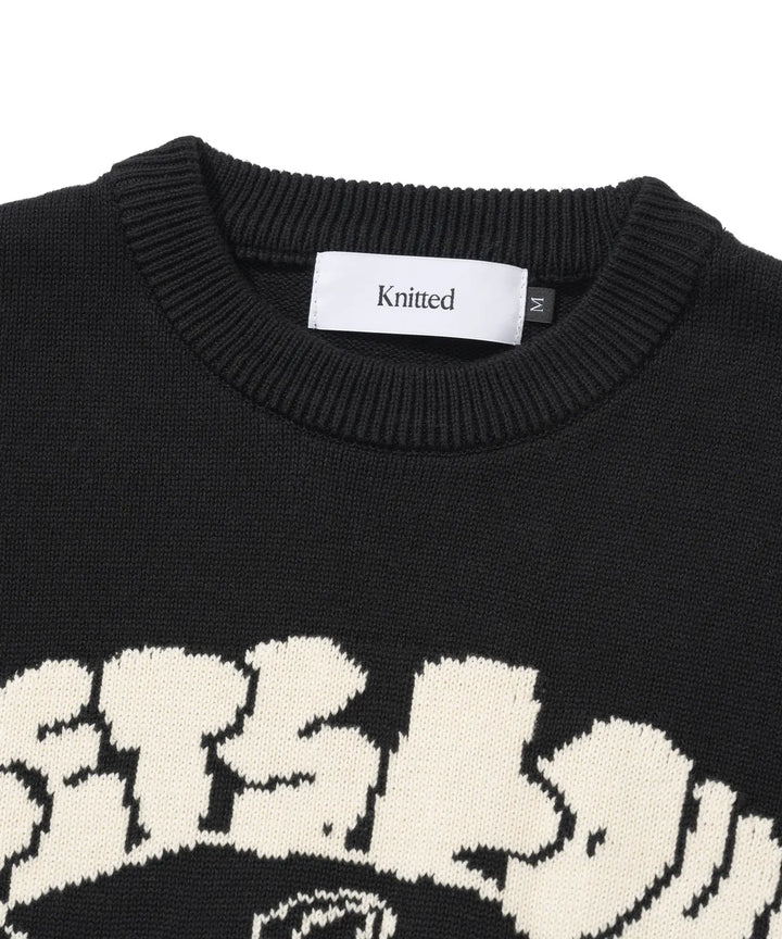 **QWER -Siyeon Let's love donut round knit Black