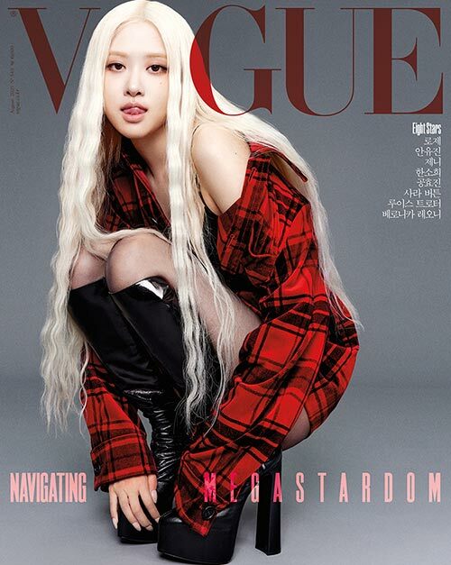 Pre-Order] ROSE (of Blackpink) - Vogue Korea 2025.8 (D ver