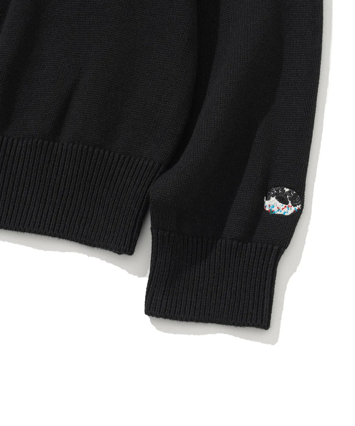 **QWER -Siyeon Let's love donut round knit Black