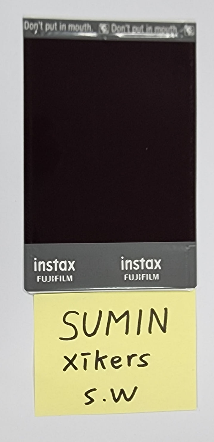 Sumin (Of Xikers) "Tricky Delivery" - Hand Autographed(Signed) Polaroid - HALLYUSUPERSTORE