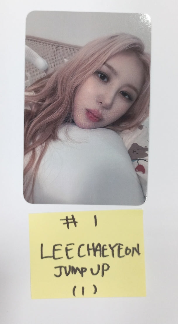 Lee Chae Yeon "Over The Moon" - Jump Up Fansign Event Photocard - HALLYUSUPERSTORE