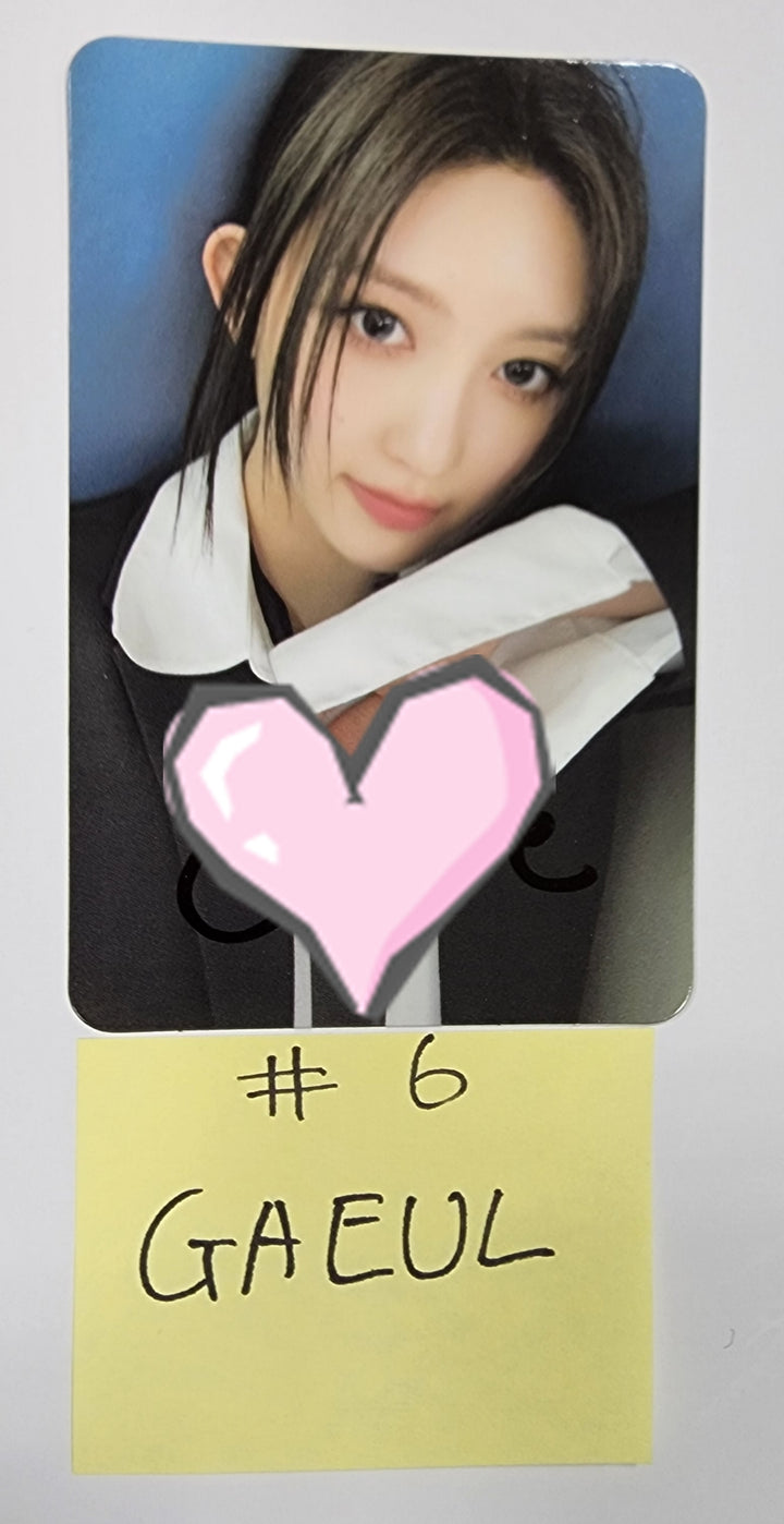 IVE "I've IVE" - Hand Autographed(Signed) Photocard - HALLYUSUPERSTORE