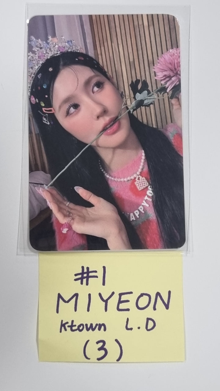 (g) I-DLE "I Feel" - Ktown4U Lucky Draw & Drink Event Photocard - HALLYUSUPERSTORE