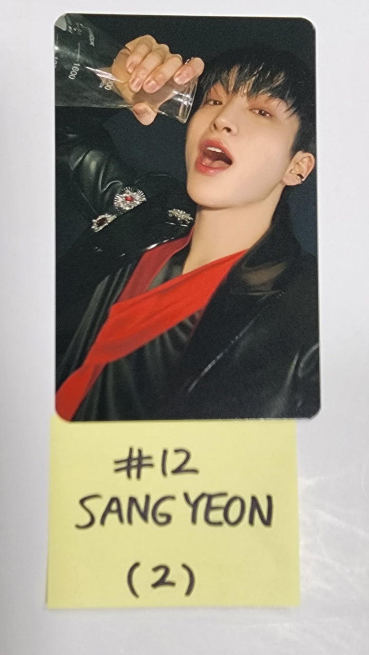 The Boyz "World Tour : Zeneration" - 2023 Concert Official Trading Photocard (1) - HALLYUSUPERSTORE