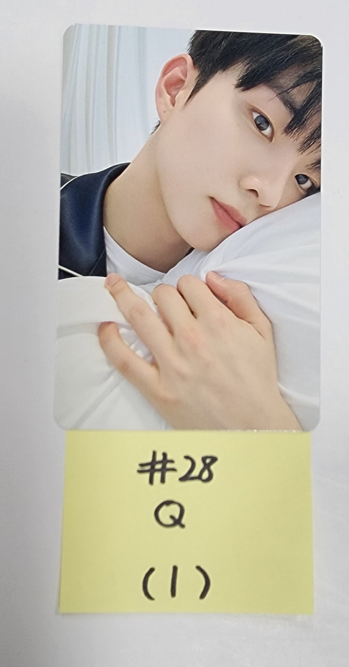 The Boyz "World Tour : Zeneration" - 2023 Concert Official Trading Photocard (1) - HALLYUSUPERSTORE