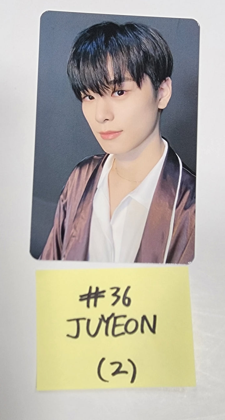 The Boyz "World Tour : Zeneration" - 2023 Concert Official Trading Photocard (2) - HALLYUSUPERSTORE