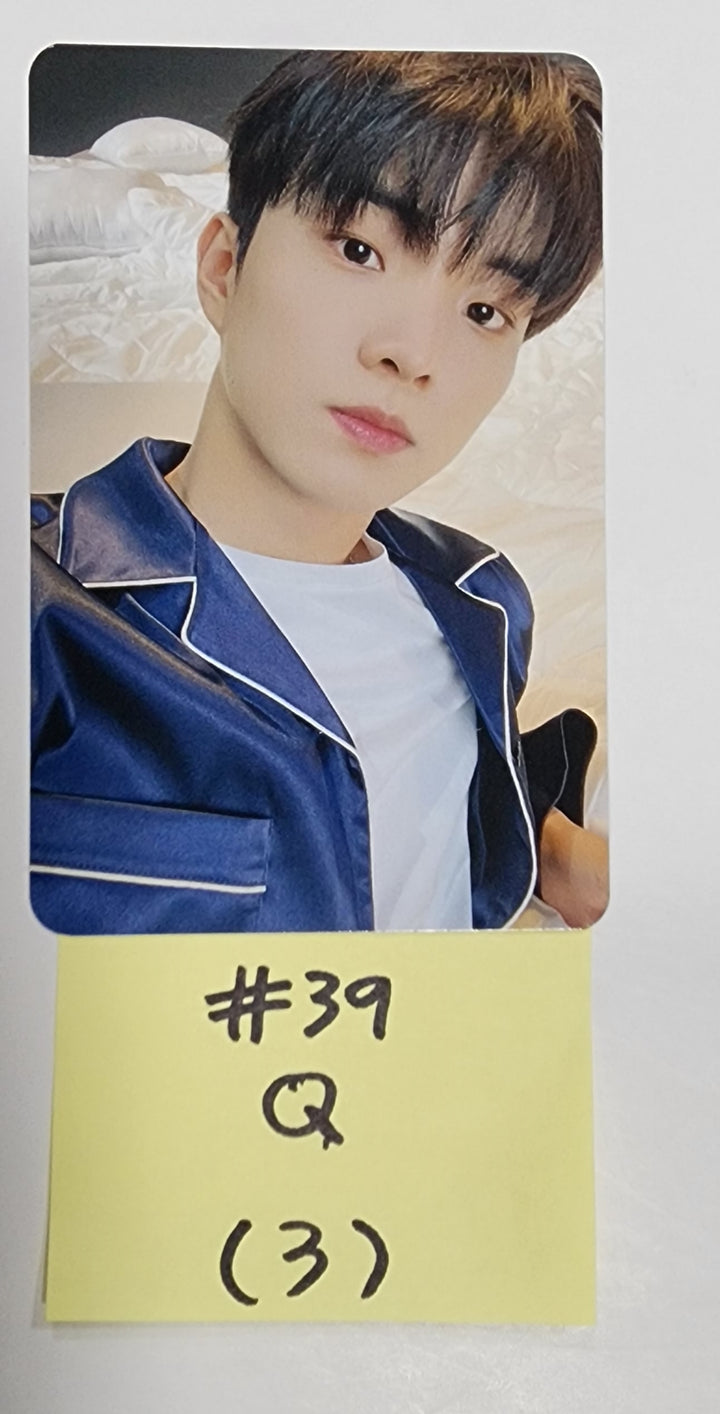 The Boyz "World Tour : Zeneration" - 2023 Concert Official Trading Photocard (2) - HALLYUSUPERSTORE