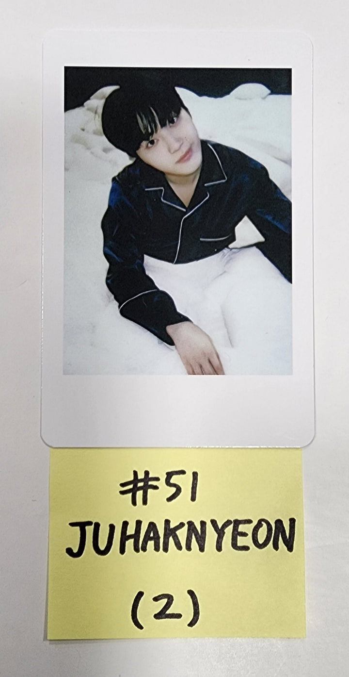 The Boyz "World Tour : Zeneration" - 2023 Concert Official Trading Photocard (2) - HALLYUSUPERSTORE