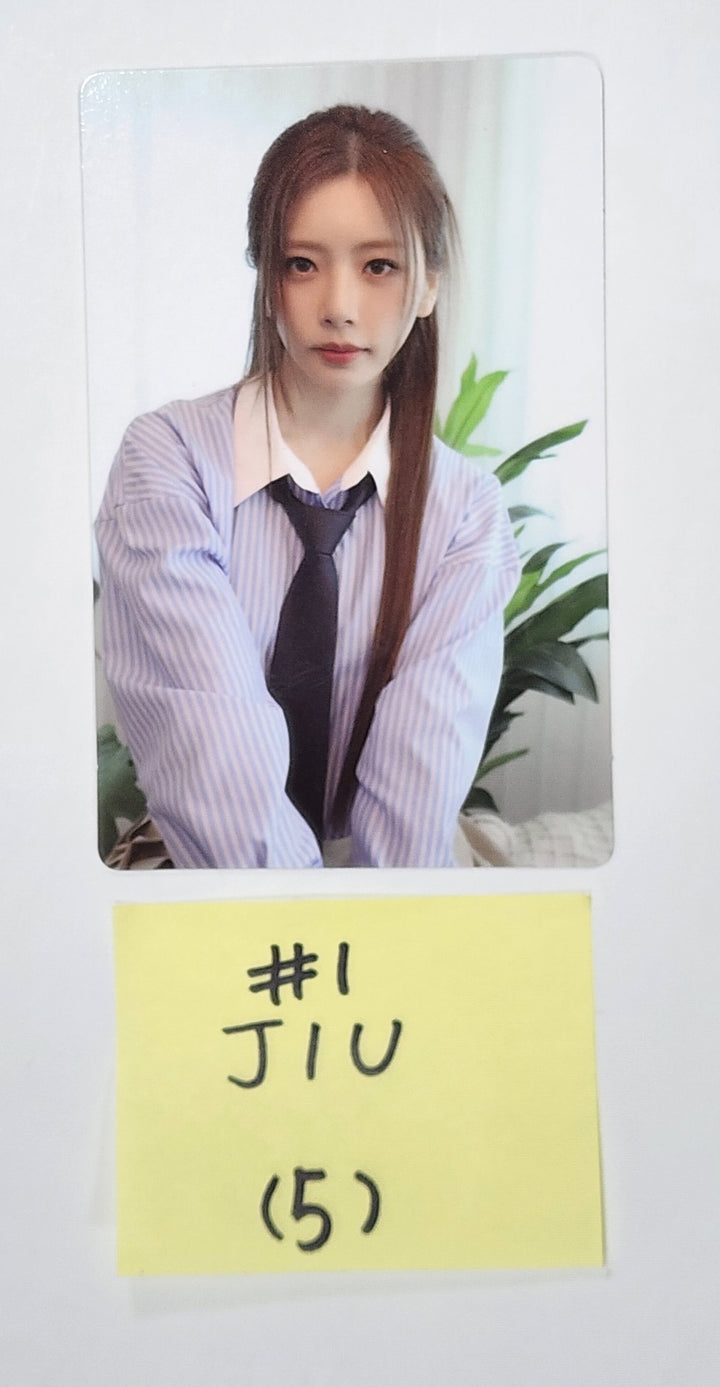 Dreamcatcher - "Apocalypse : From us" Mini 8th - Official Photocard - HALLYUSUPERSTORE