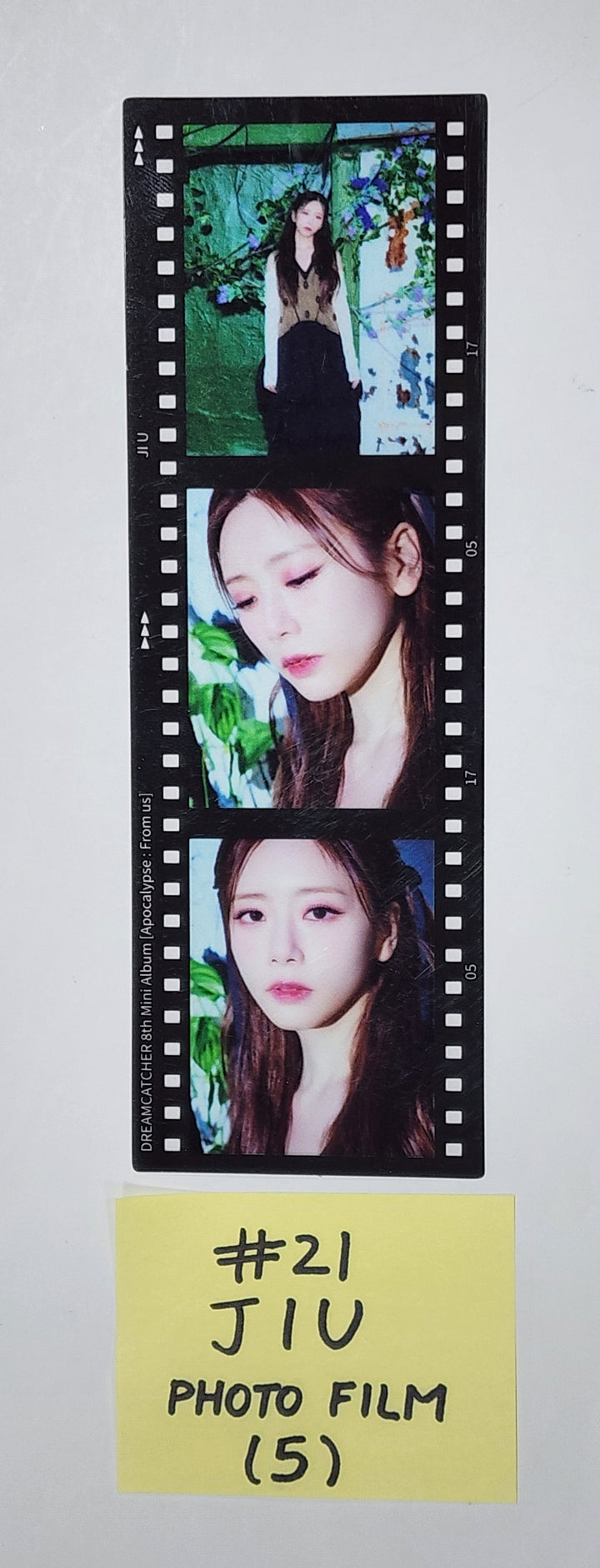 Dreamcatcher - "Apocalypse : From us" Mini 8th - Official Photocard - HALLYUSUPERSTORE