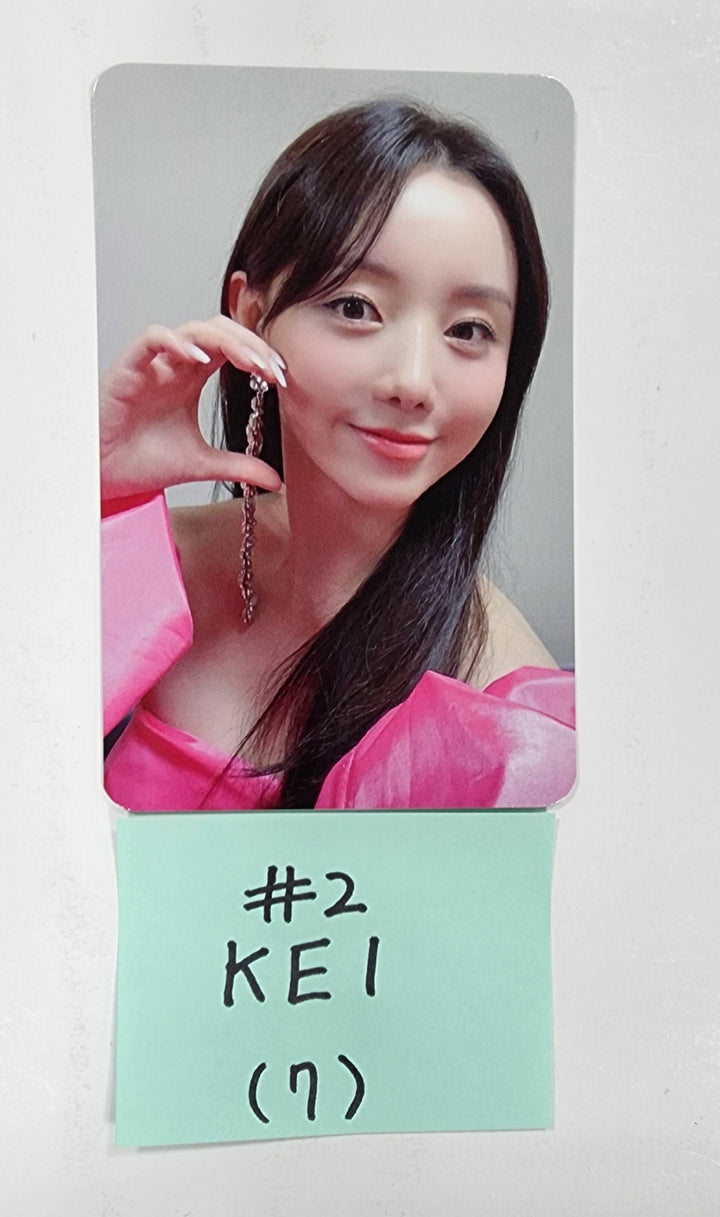 QUEENDOM PUZZLE - POP-UP Store Official Random Photocard - HALLYUSUPERSTORE