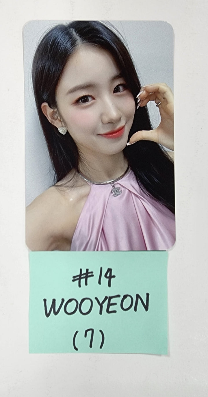 QUEENDOM PUZZLE - POP-UP Store Official Random Photocard - HALLYUSUPERSTORE