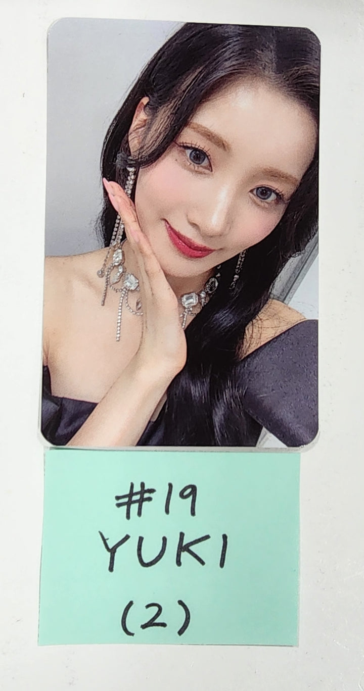 QUEENDOM PUZZLE - POP-UP Store Official Random Photocard - HALLYUSUPERSTORE