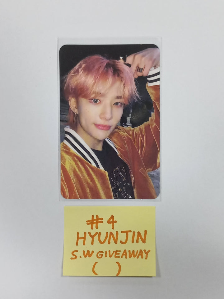 Stray Kids - ★★★★★ (5-STAR) Pop Up Store Giveaway  Photocard - HALLYUSUPERSTORE