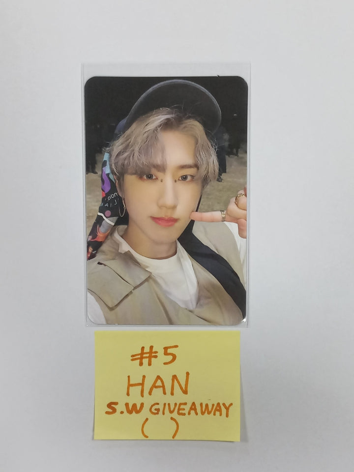 Stray Kids - ★★★★★ (5-STAR) Pop Up Store Giveaway  Photocard - HALLYUSUPERSTORE