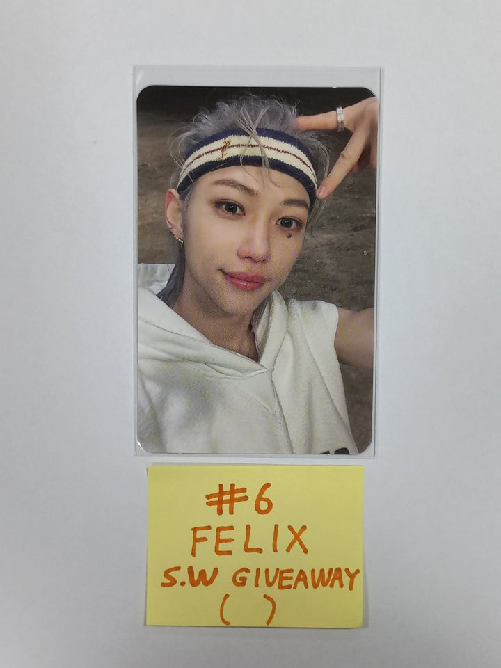 Stray Kids - ★★★★★ (5-STAR) Pop Up Store Giveaway  Photocard - HALLYUSUPERSTORE