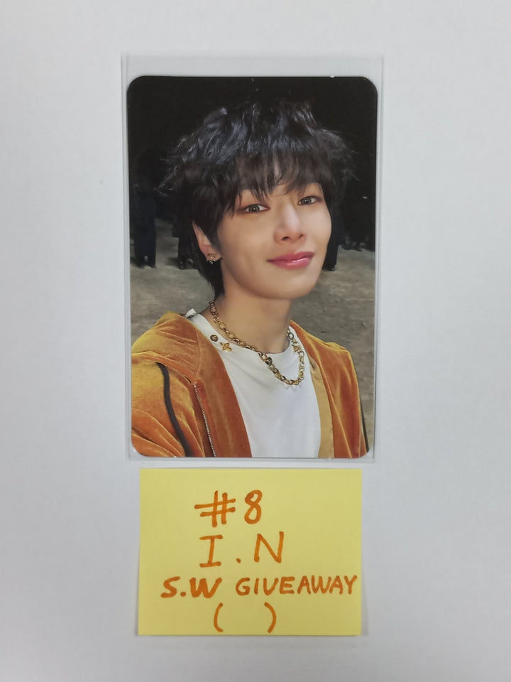 Stray Kids - ★★★★★ (5-STAR) Pop Up Store Giveaway  Photocard - HALLYUSUPERSTORE