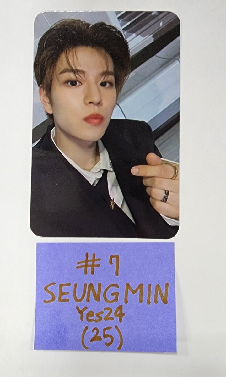 Stray Kids "★★★★★ (5-STAR)" - Yes24 Pre-Order Benefit  Photocard - HALLYUSUPERSTORE