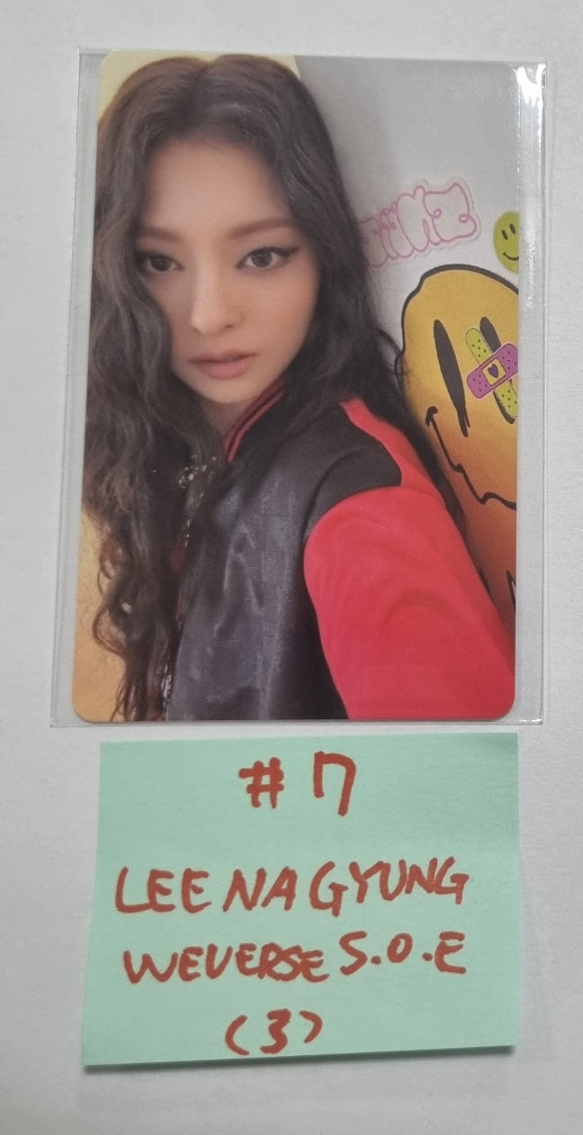 Fromis_9 "Unlock My World" - Weverse Shop Special Offline Event Photocard - HALLYUSUPERSTORE