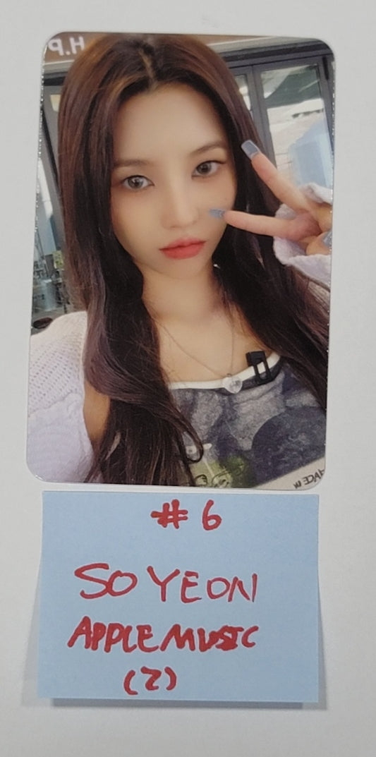 (g) I-DLE "I Feel" - Apple Music Fansign Event Photocard - HALLYUSUPERSTORE