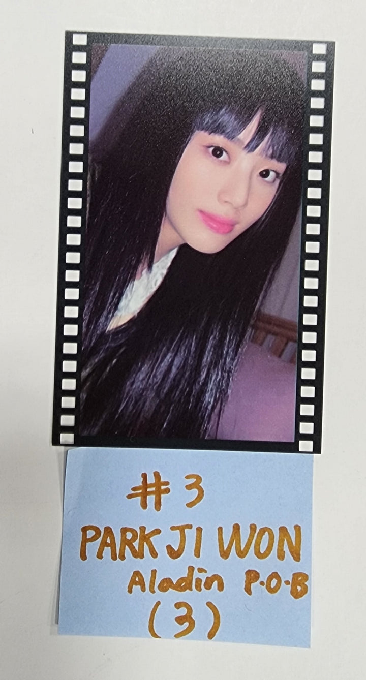 Fromis_9 "Unlock My World" - Aladin Pre-Order Benefit Photocard - HALLYUSUPERSTORE