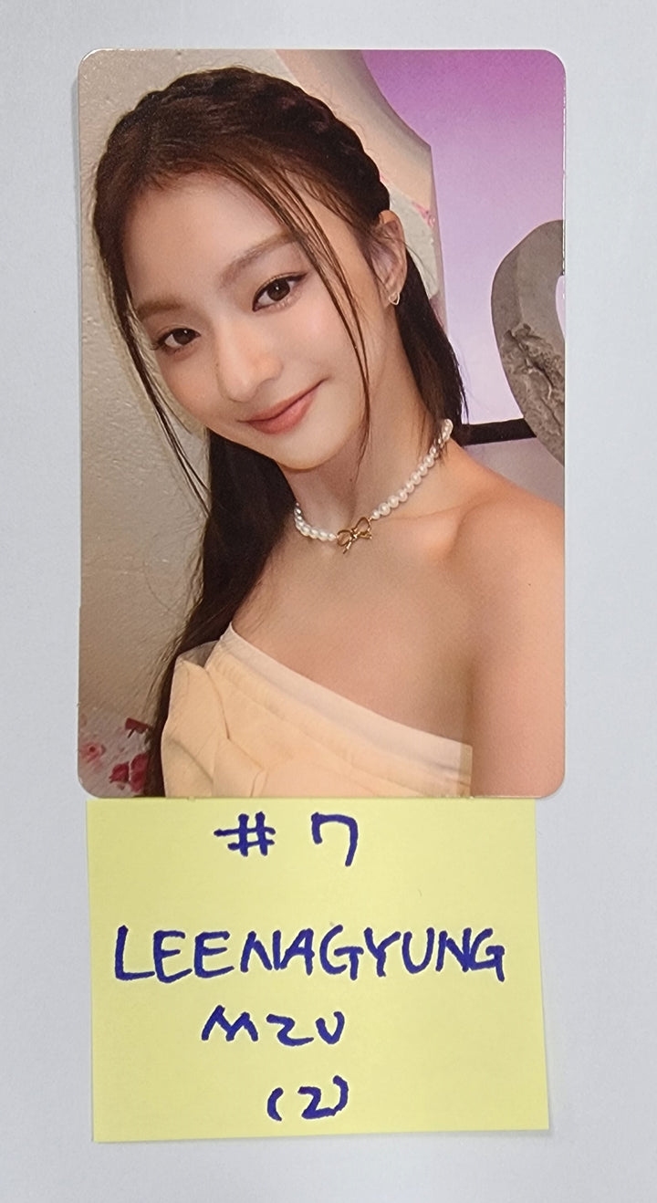 Fromis_9 "Unlock My World" - M2U Fansign Event Photocard - HALLYUSUPERSTORE