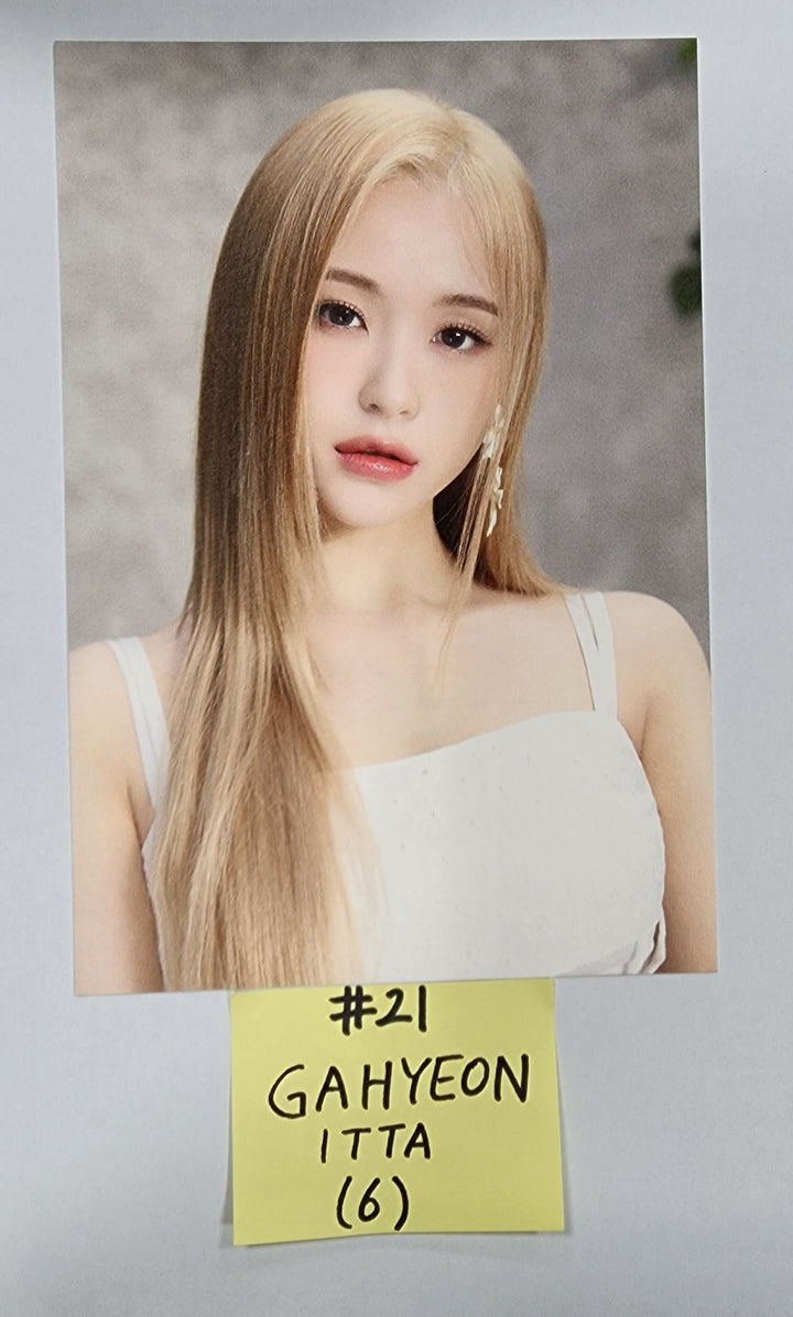 Dreamcatcher "ITTABOOK" - ITTA Pre-Order Benefit Photocard, Postcard - HALLYUSUPERSTORE