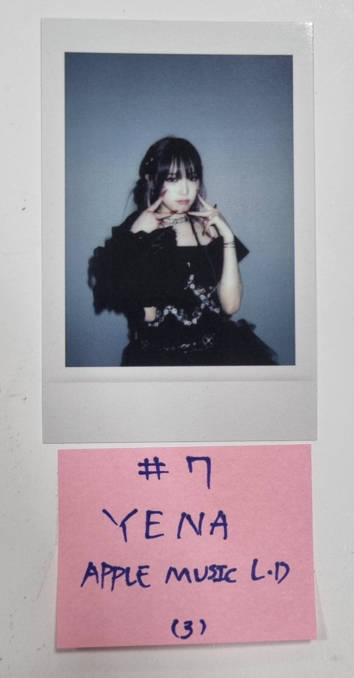 Yena "HATE XX" - Apple Music Lucky Draw Event photocard - HALLYUSUPERSTORE