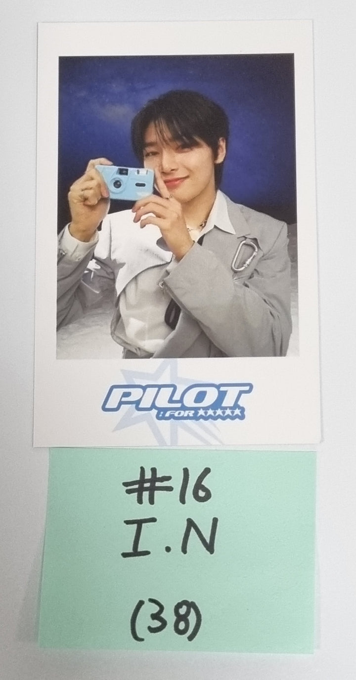 Stray Kids 3rd Fanmeeting "PILOT : FOR ★★★★★" - Official MD Event Photocard - HALLYUSUPERSTORE
