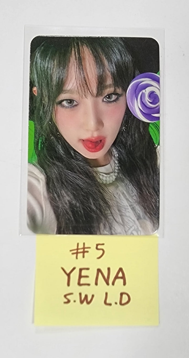 Yena "HATE XX" - Soundwave Lucky Draw Event Photocard - HALLYUSUPERSTORE