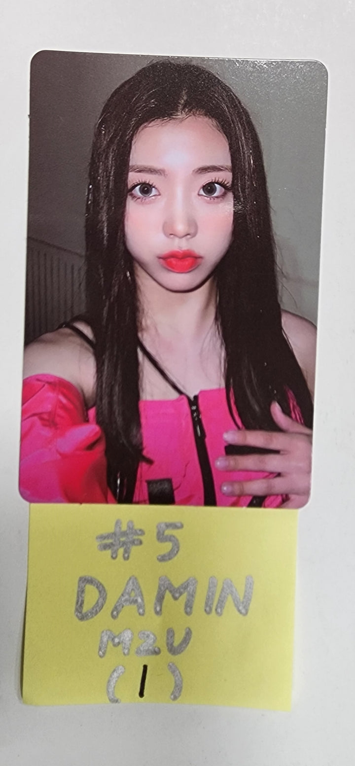 Queenz Eye "UNI-Q" - M2U Fansign Event Photocard - HALLYUSUPERSTORE