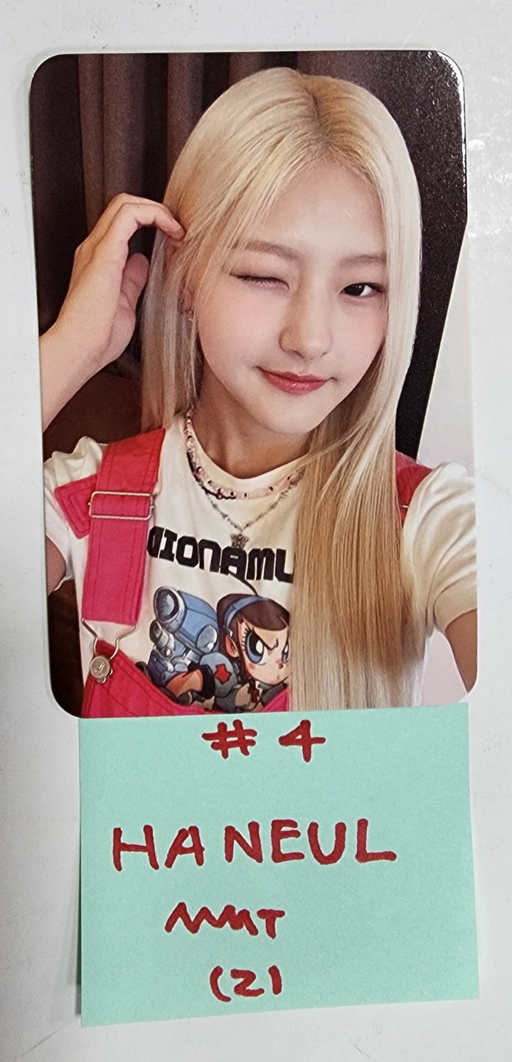 KISS OF LIFE "KISS OF LIFE" - MMT Fansign Event Photocard - HALLYUSUPERSTORE