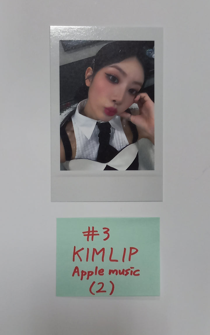 ODD EYE CIRCLE "Version Up"- Apple Music Fansign Event Photocard - HALLYUSUPERSTORE