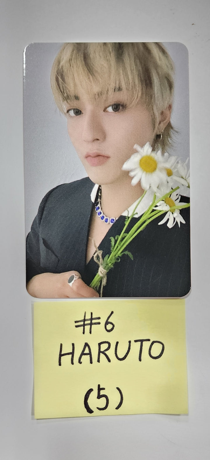 Treasure 2nd Full "REBOOT" Pop-Up Store - Official Trading Card (2) - HALLYUSUPERSTORE