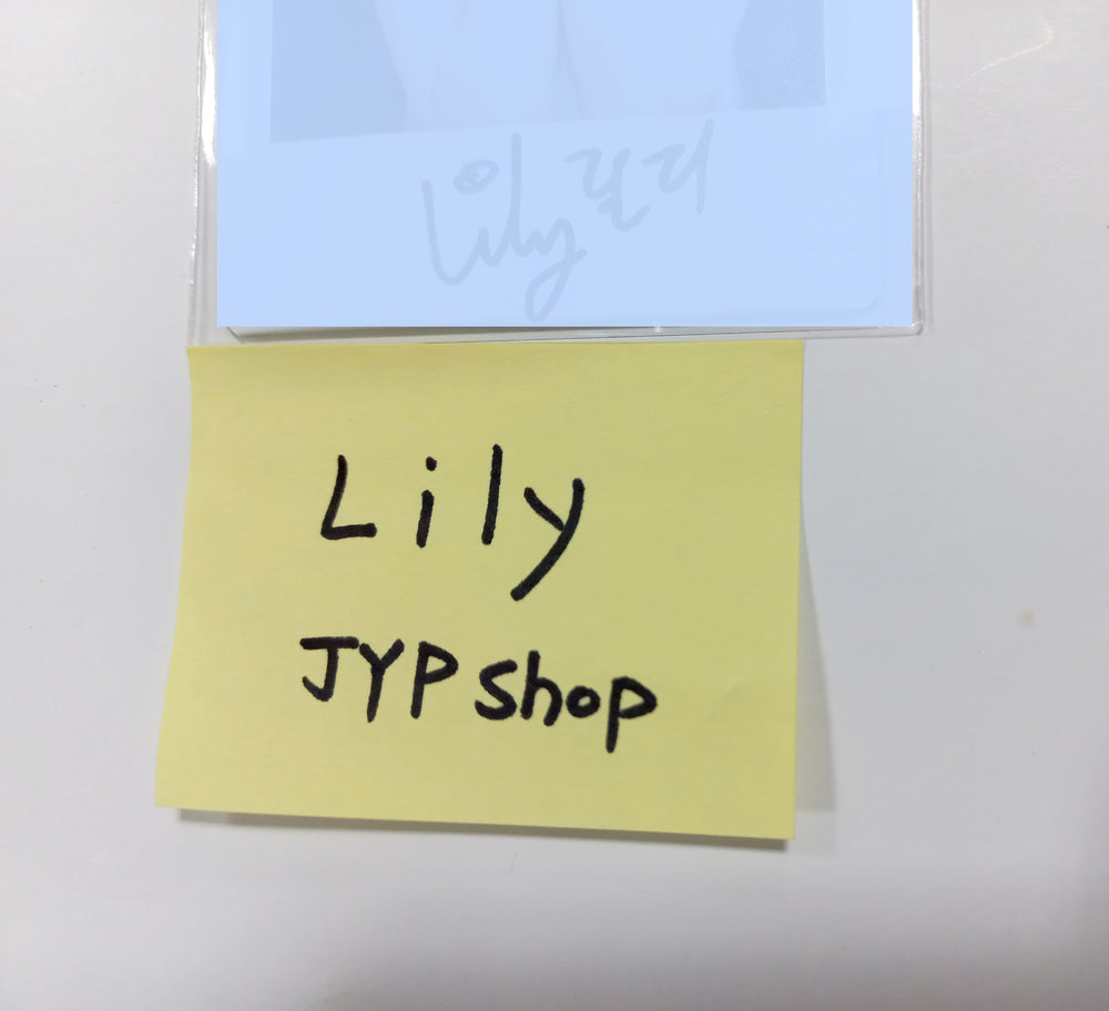 Lily (Of NMIXX) "A Midsummer NMIXX’s Dream" - Hand Autographed(Signed) Polaroid - HALLYUSUPERSTORE