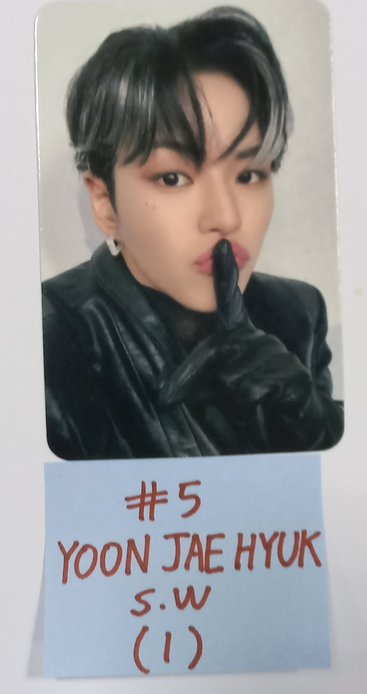 Treasure 2nd Full "REBOOT" - Soundwave Fansign Event Photocard - HALLYUSUPERSTORE