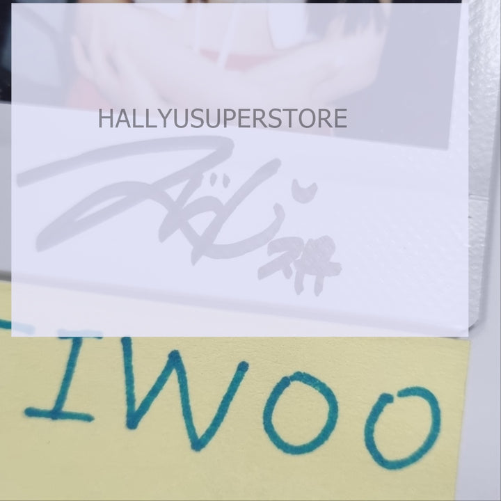 JIWOO (Of NMIXX) "A Midsummer NMIXX’s Dream" - Hand Autographed(Signed) Polaroid - HALLYUSUPERSTORE
