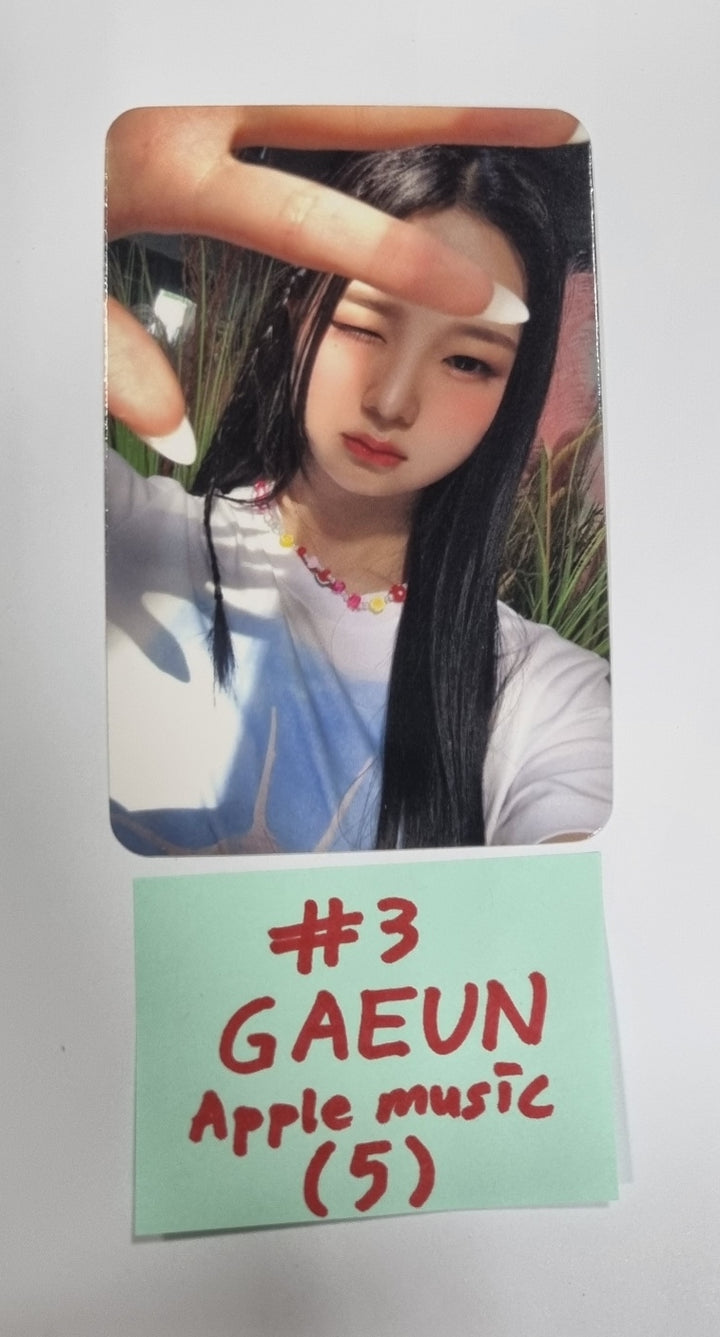 LIMELIGHT "MADELEINE" - Apple Music Fansign Event Photocard - HALLYUSUPERSTORE