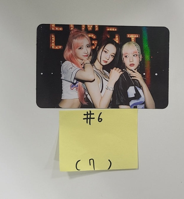 LIMELIGHT "MADELEINE" - Official Photocard - HALLYUSUPERSTORE