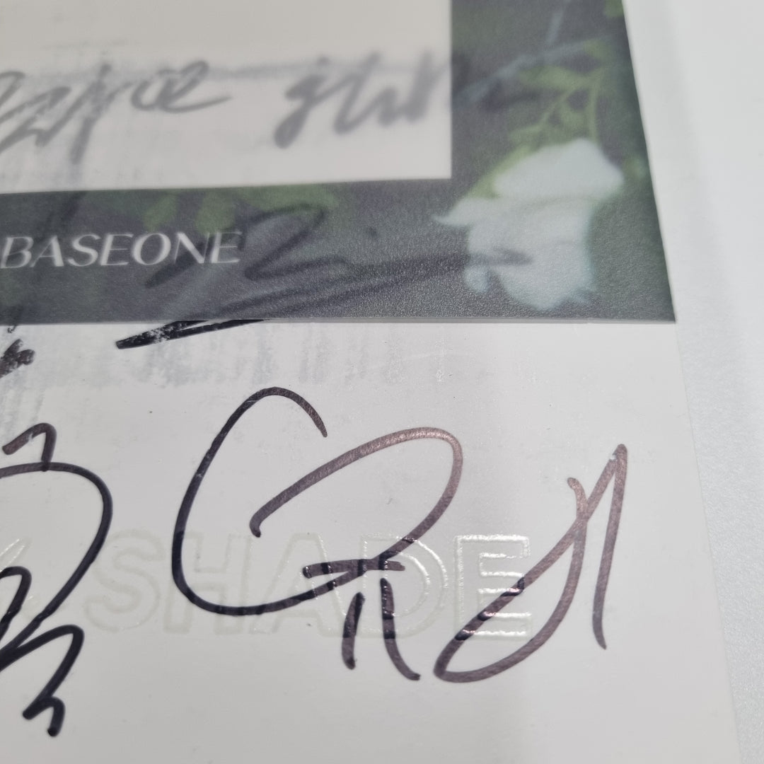 ZEROBASEONE "ZEROBASEONE", TXT "FREEFALL", NCT 127 "Fact Check", ONEUS "La Dolce Vita" - Hand Autographed(Signed) Promo Album [23.10.16] (Restocked 10/17)
